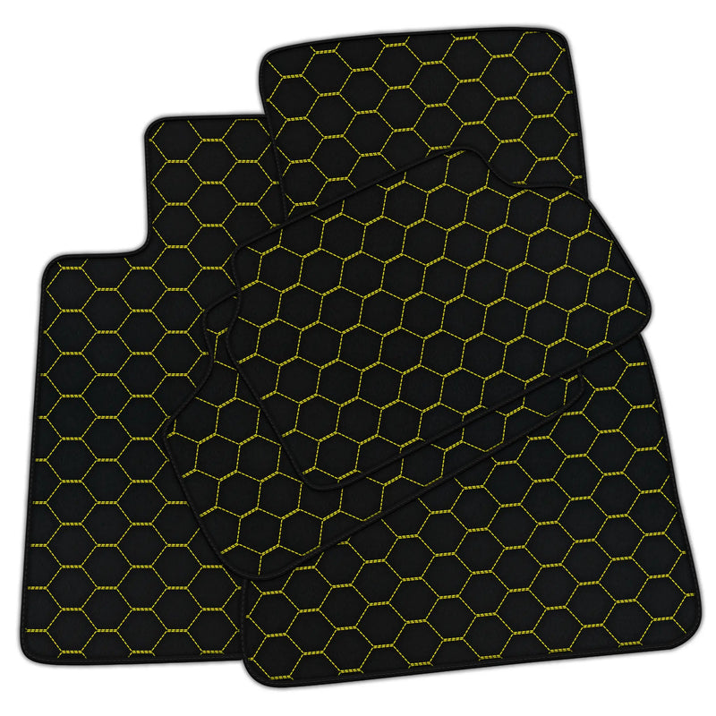 Alfombrillas de cuero personalizables con patrón hexagonal simétrico para BMW E61 Wagon (2004-2010)