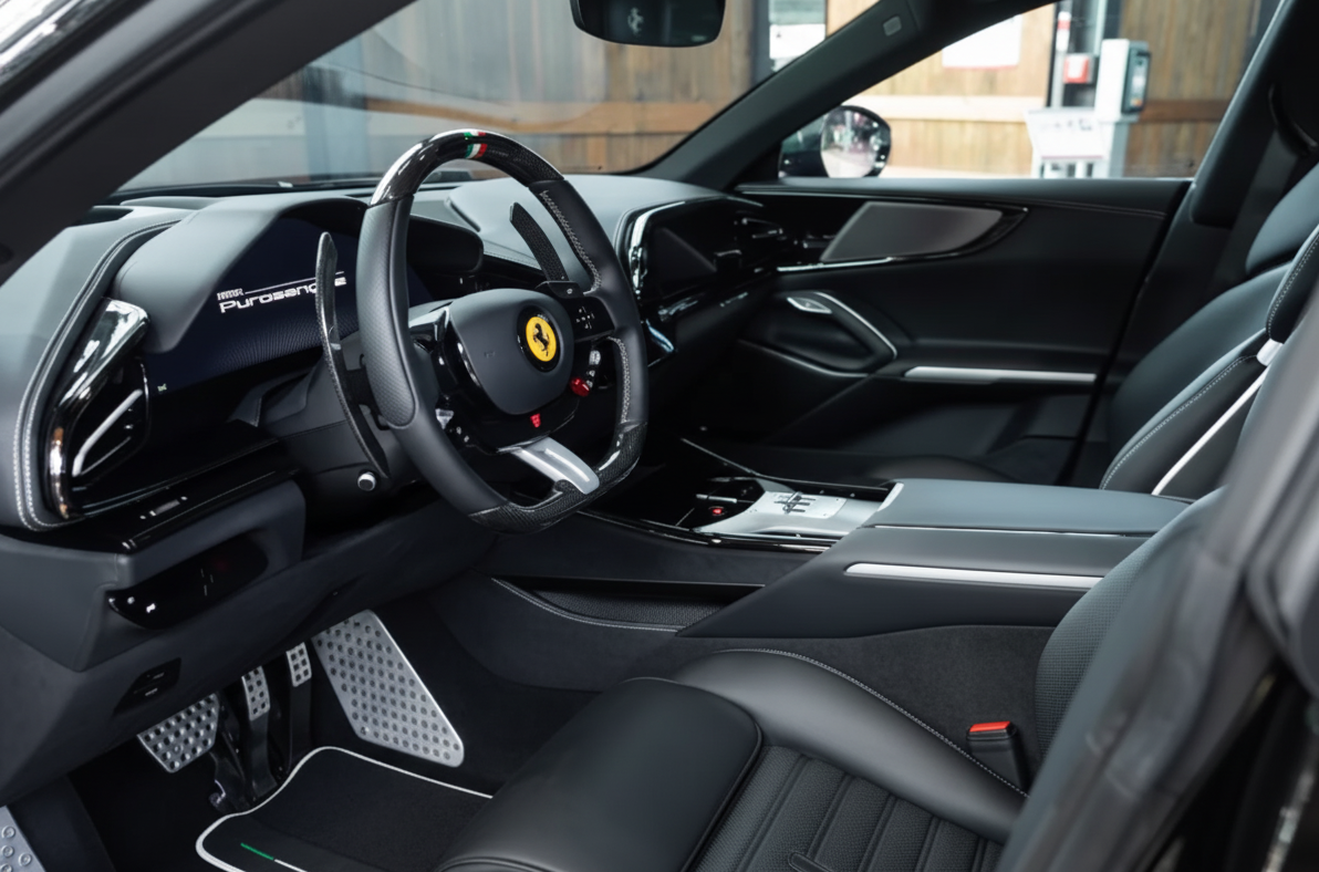 Black Floor Mats for Ferrari Purosangue with Green Trim | Italian Edition - AutoWin