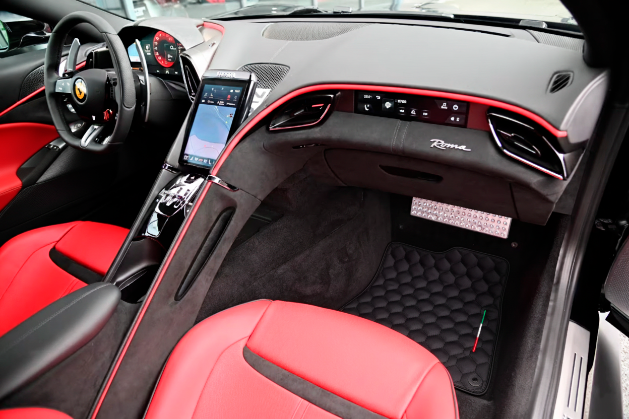 Carbon Fiber Leather Floor Mats For Ferrari Roma (2021-2024) - AutoWin.EU