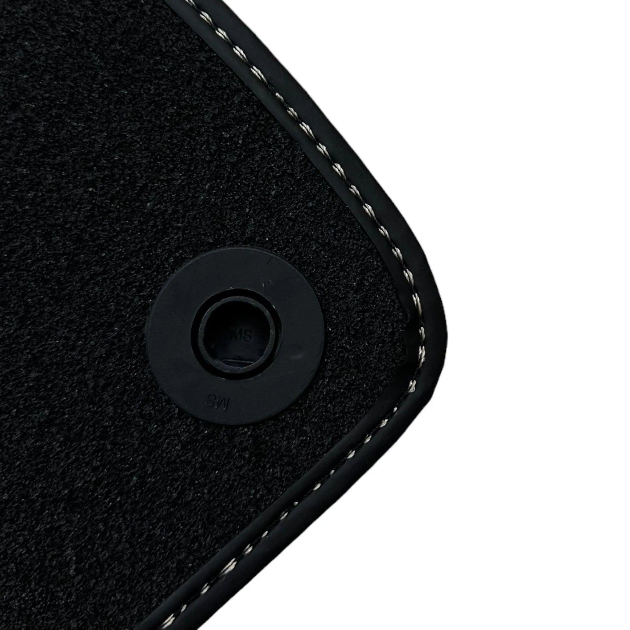 Beige Floor Mats For Mercedes-Benz SLK R172 (2011-2023) - AutoWin