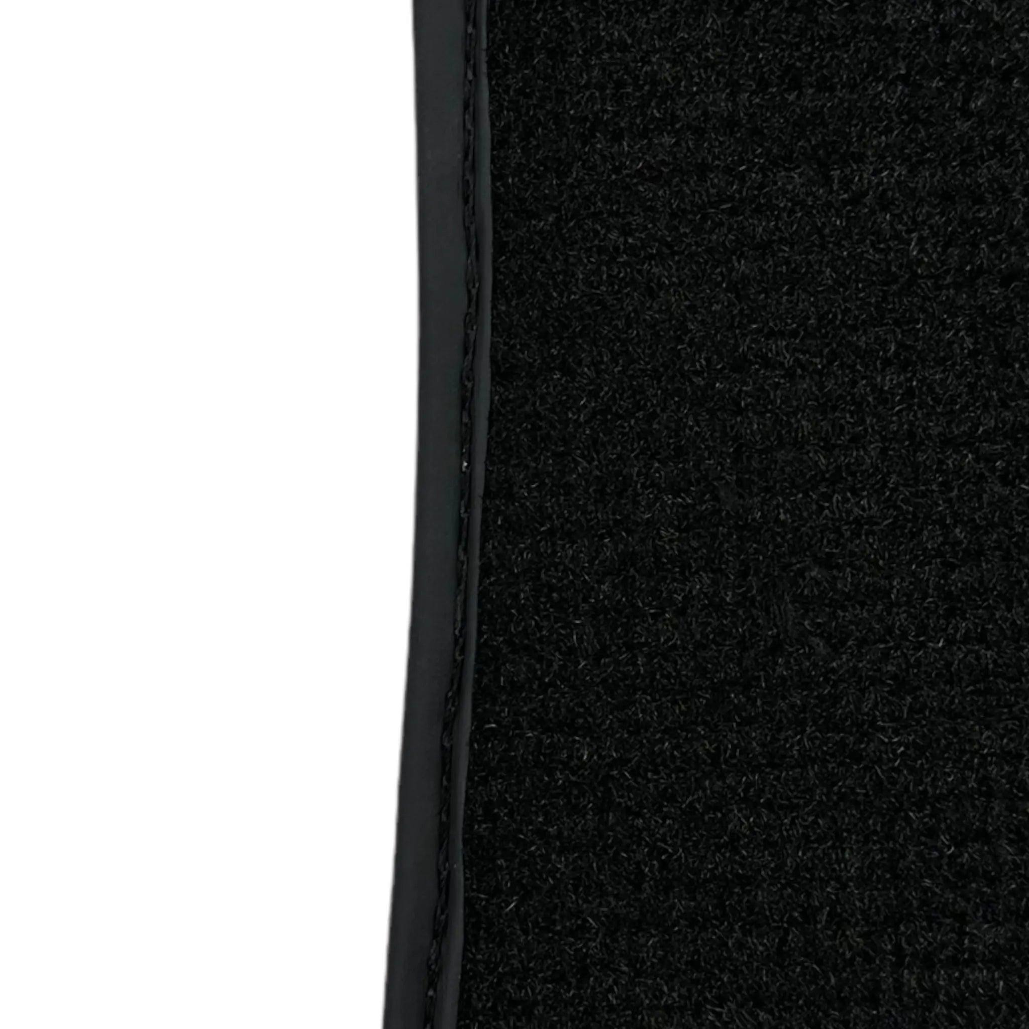 Black Floor Mats for Infiniti FX (2002-2008) - AutoWin