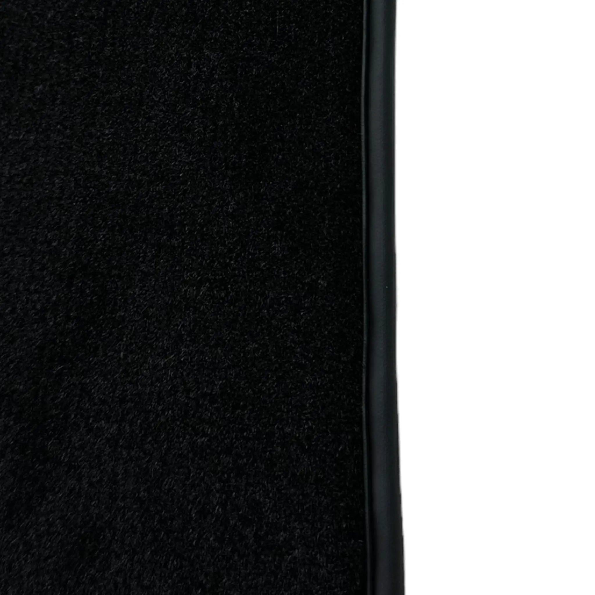 Black Floor Mats for Infiniti FX (2002-2008) - AutoWin