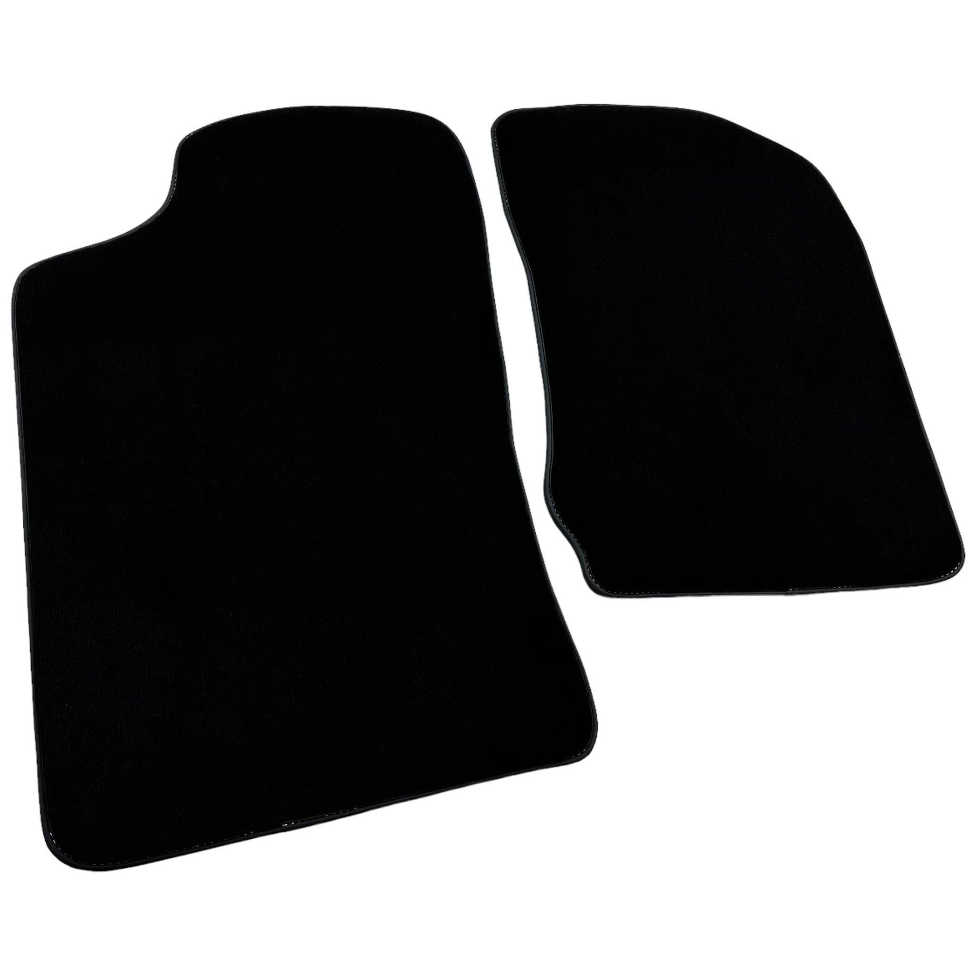 Black Floor Mats For Toyota Hilux (1998-2005) - AutoWin