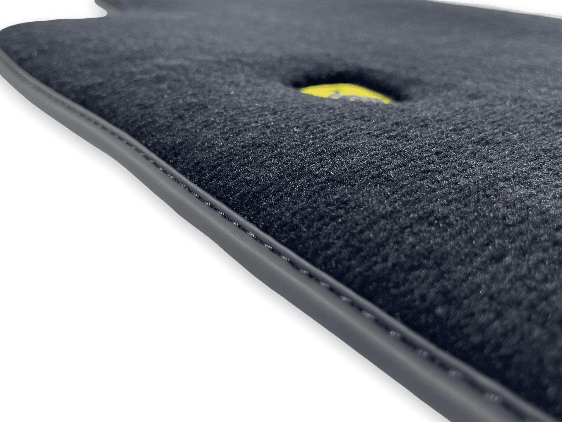 Floor Mats For Volvo XC60 (2008-2017) | AutoWin - AutoWin