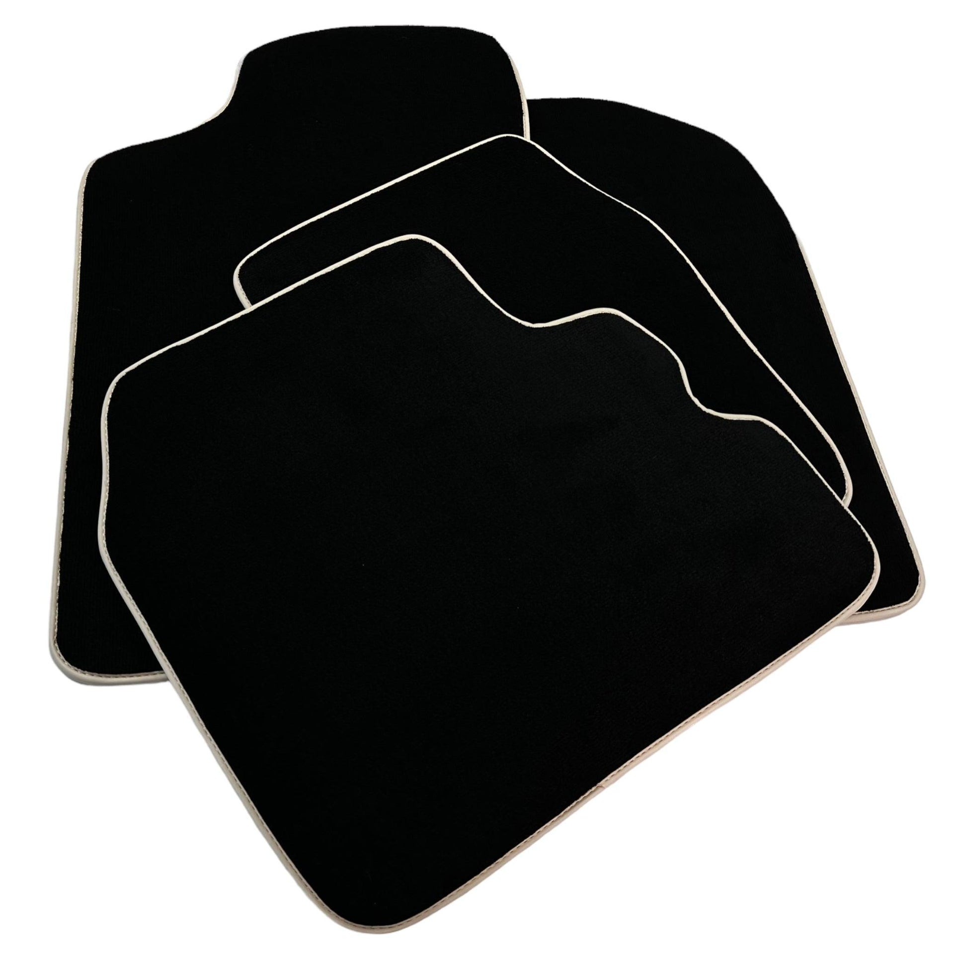 Black Floor Mats For Toyota Hilux (1998-2005) - AutoWin