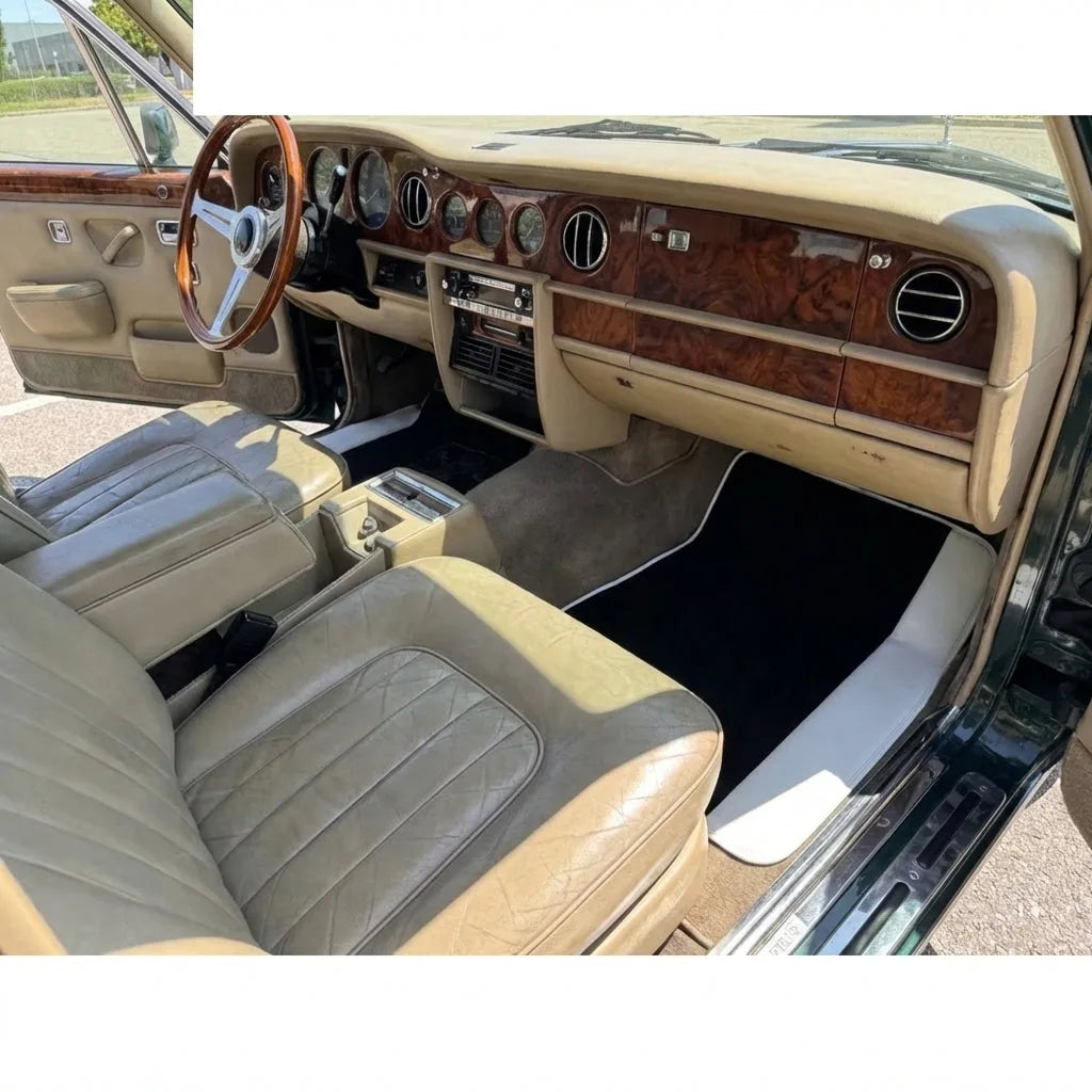 Interior look of floor mats for Rolls Royce Wraith (2013-2023)