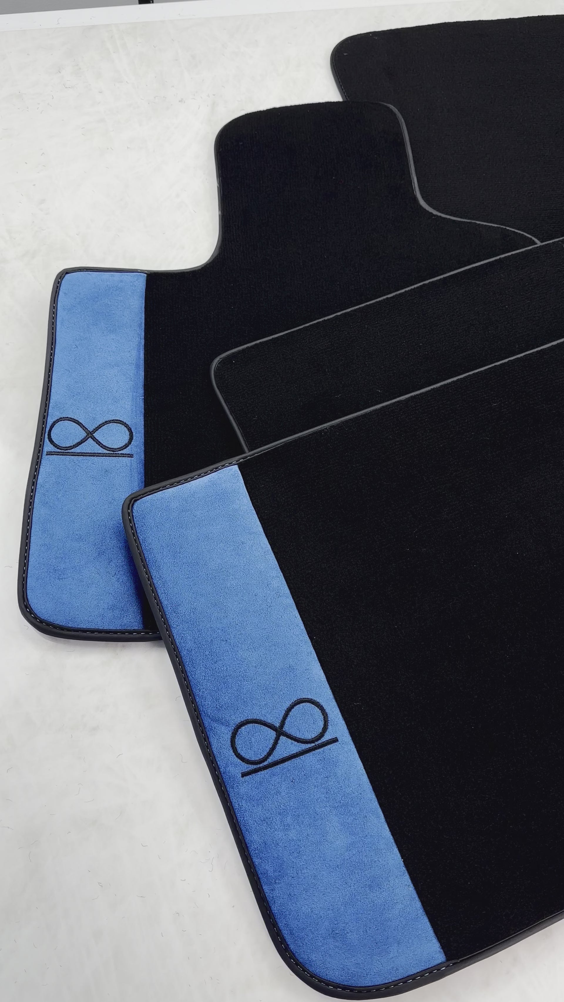 Alfombrillas negras para coches Rolls Royce Black Badge Cullinan de cuero Alcantara azul - AutoWin
