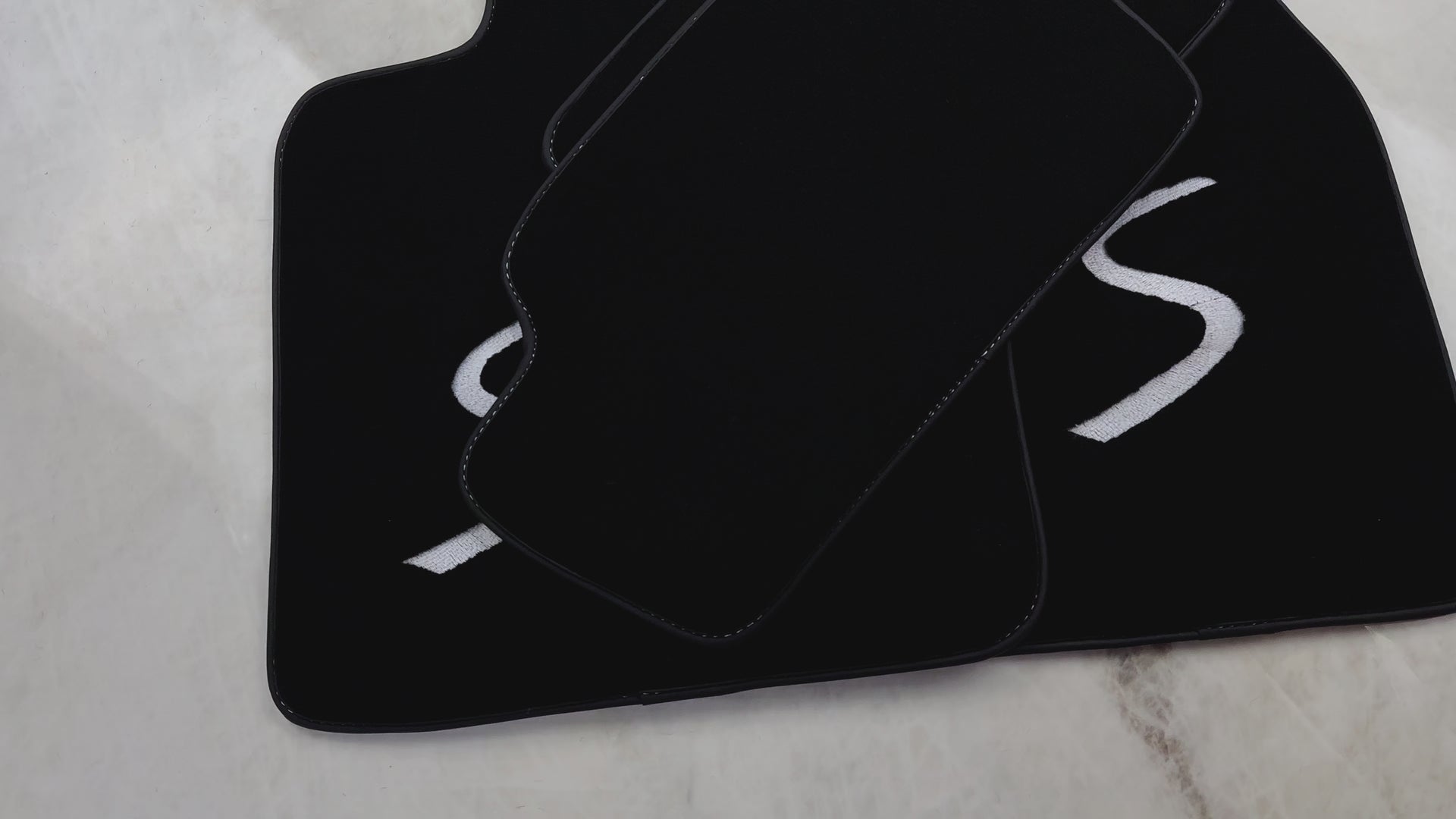 Tapis de voiture noirs pour Mini Countryman R60 (2010-2017) - AutoWin