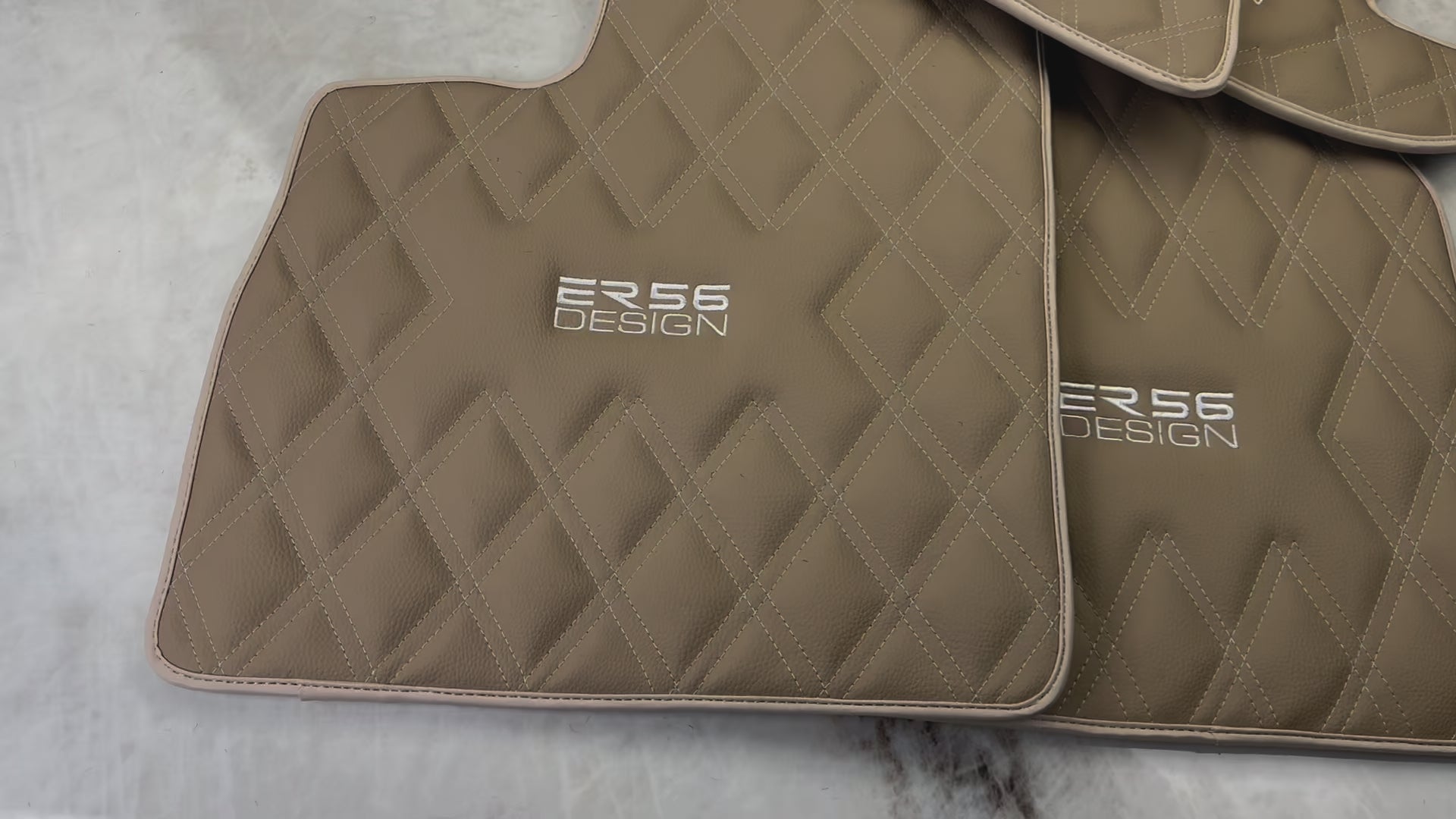 Tapis de voiture beige pour Bentley Continental GT (2003–2011) avec cuir | Design ER56 - AutoWin