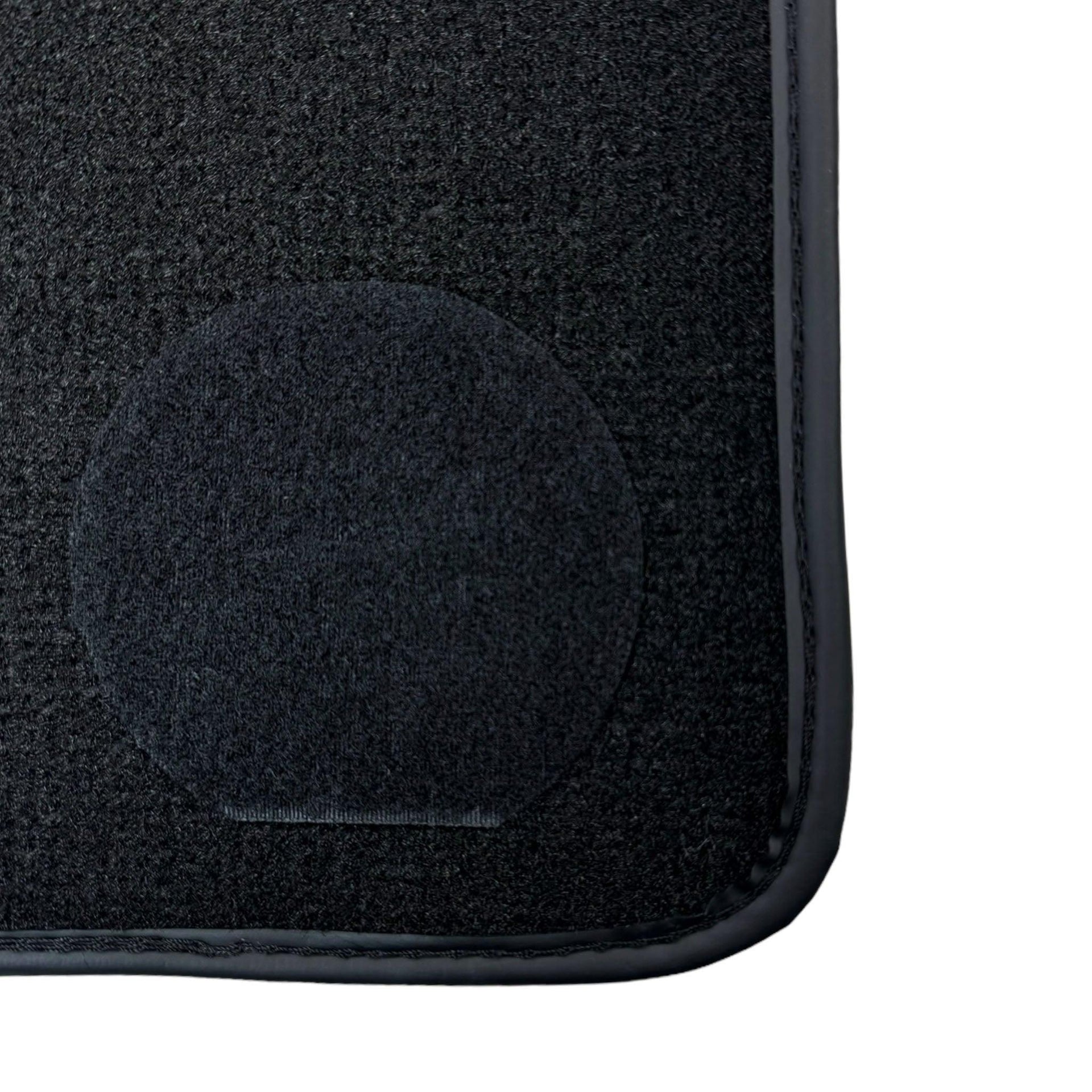 Black Floor Mats For BMW 3 Series E93 | Black Trim Brand - AutoWin