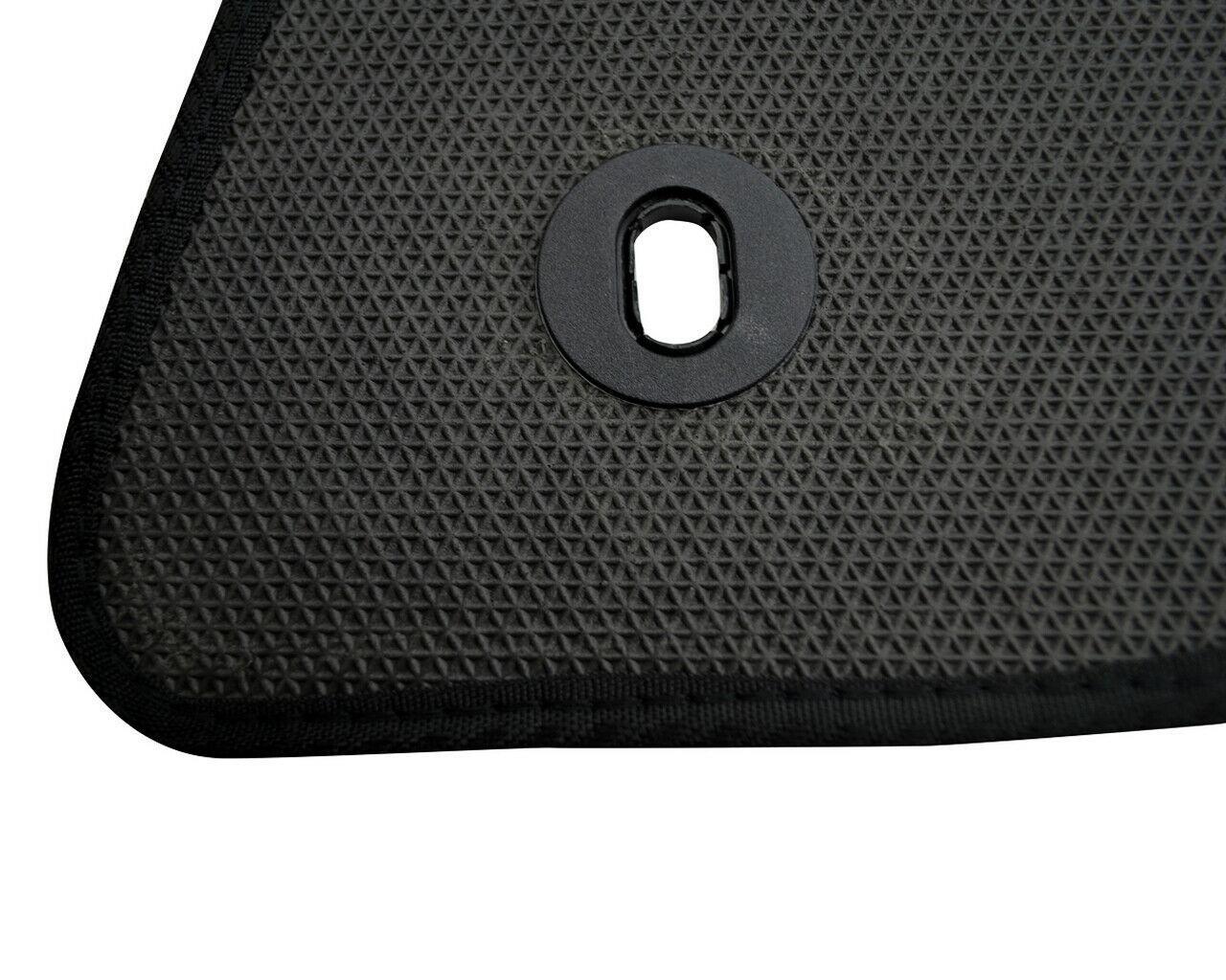 Floor Mats For Chrysler 300C 2004-2011 - AutoWin
