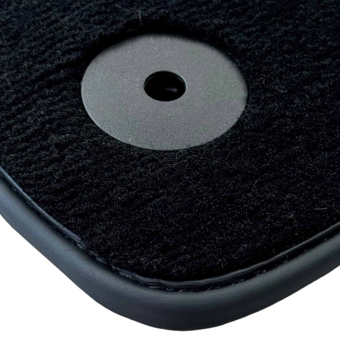 Black Floor Mats for Audi Q3 F3 (2018-2024) - AutoWin