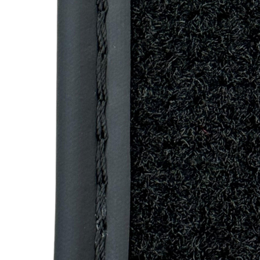 Black Floor Mats for Audi Q5 8R Hybrid (2008-2017) - AutoWin
