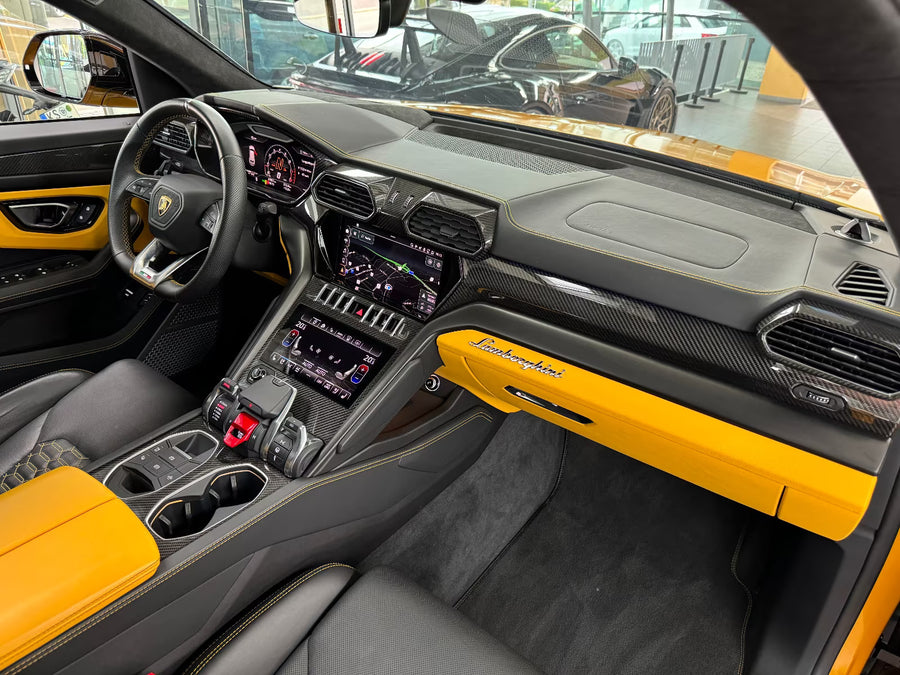 Fußmatten für Lamborghini Urus Schwarz mit gelben Zierleisten 
