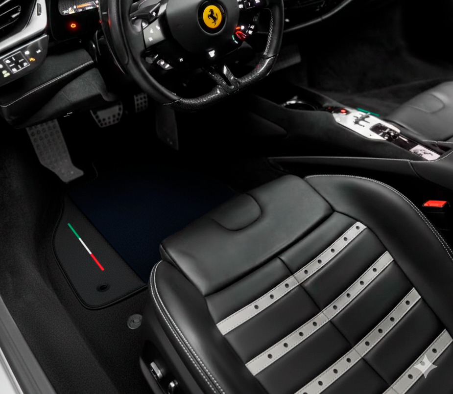 Tapis de voiture noir pour Ferrari SF90 Stradale (2019-2024) avec cuir