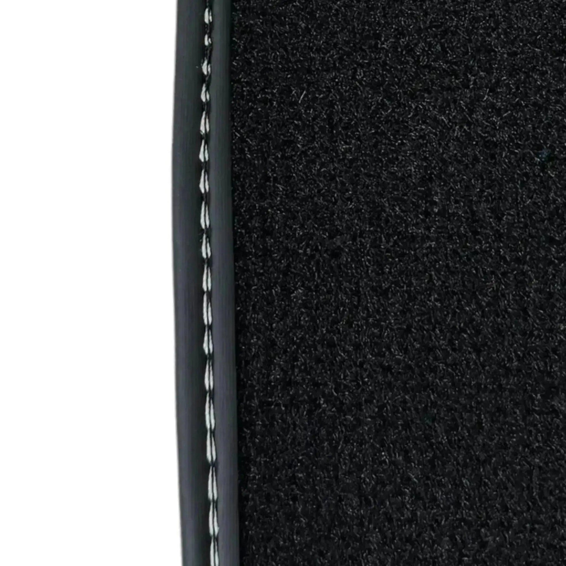 Black Floor Mats for Toyota Previa (2000-2006) - AutoWin