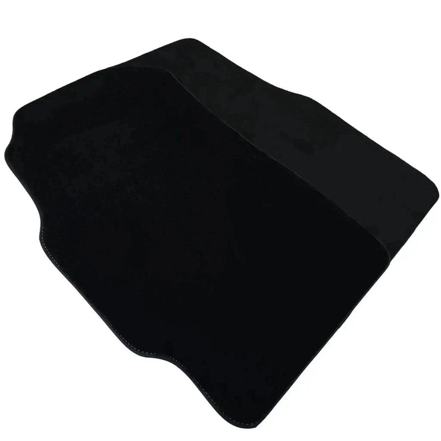 Black Floor Mats for Toyota Verso (2013-2023) - AutoWin