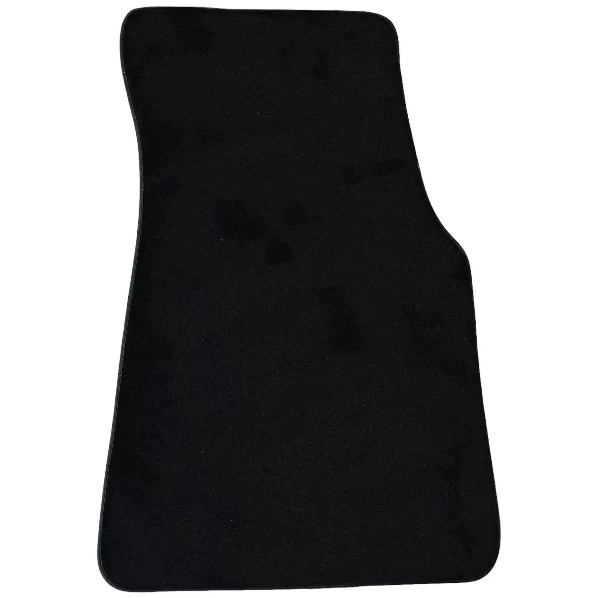 Black Floor Mats for Toyota Verso (2013-2023) - AutoWin