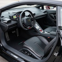 Tappetini in fibra di carbonio per Lamborghini Huracan STO con bandiera italiana