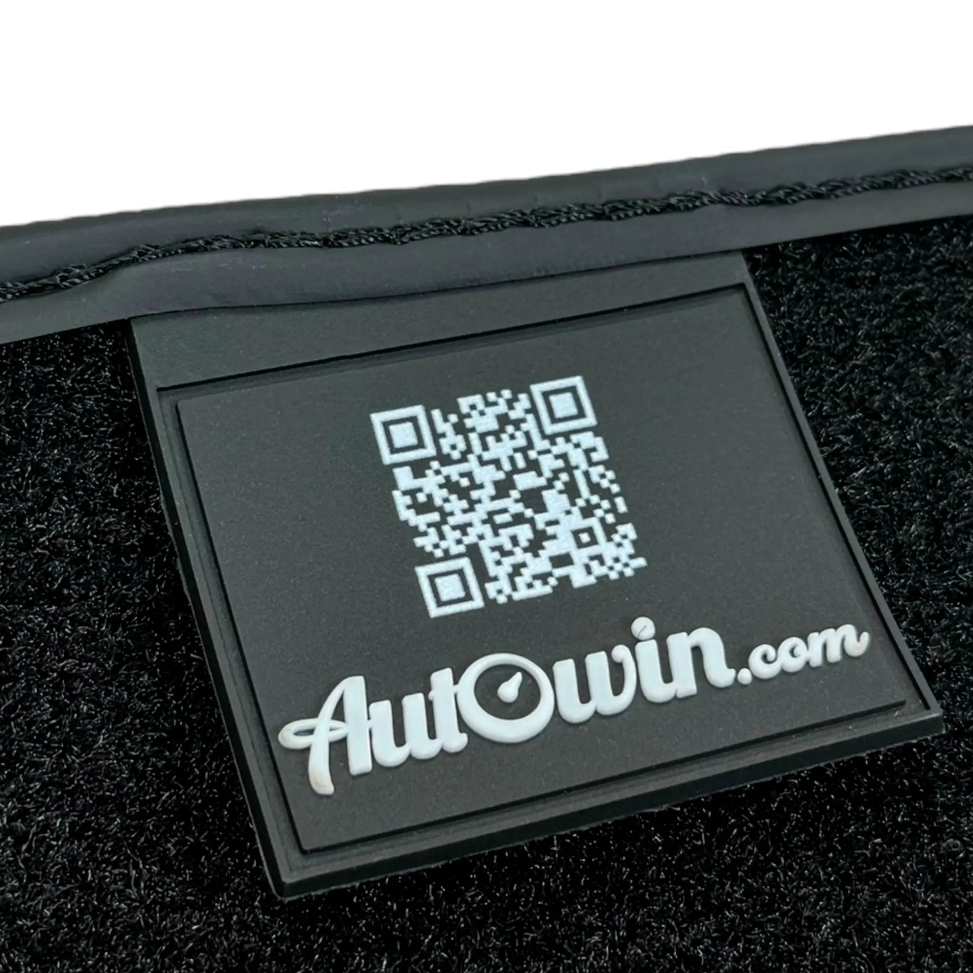 Customizable Floor Mats for Alfa Romeo 33 (1983-1994)
