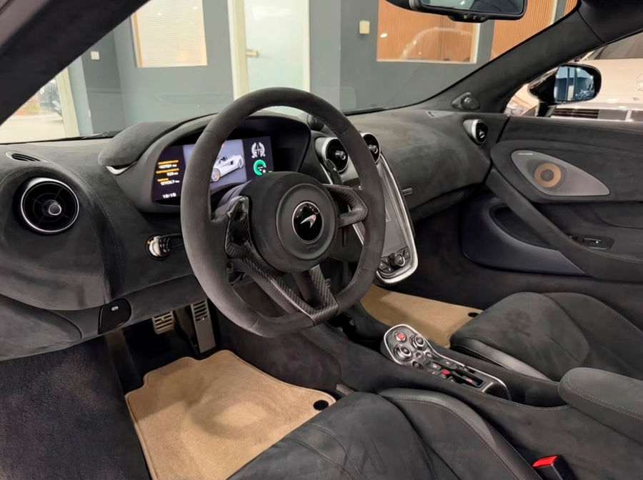 Fußmatten für McLaren 720S Beige Maßgeschneiderte Teppiche Set AutoWin