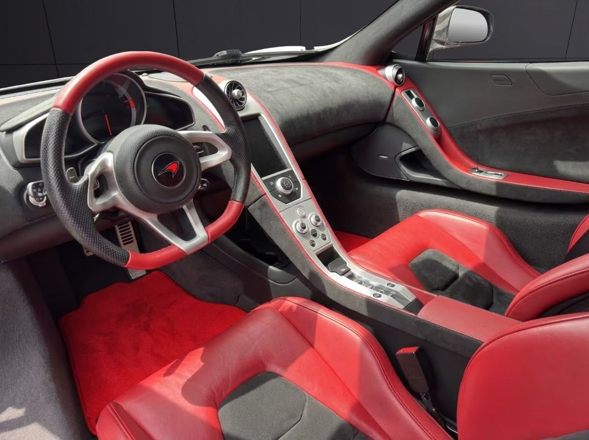 Interior look of floor mats for Floor Mats For McLaren MP4-12C (2011–2014) Red Tailored Carpets Set AutoWin
