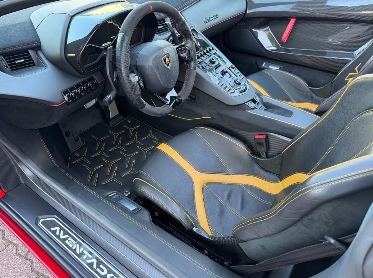 Tappetini in pelle per Lamborghini Aventador SV