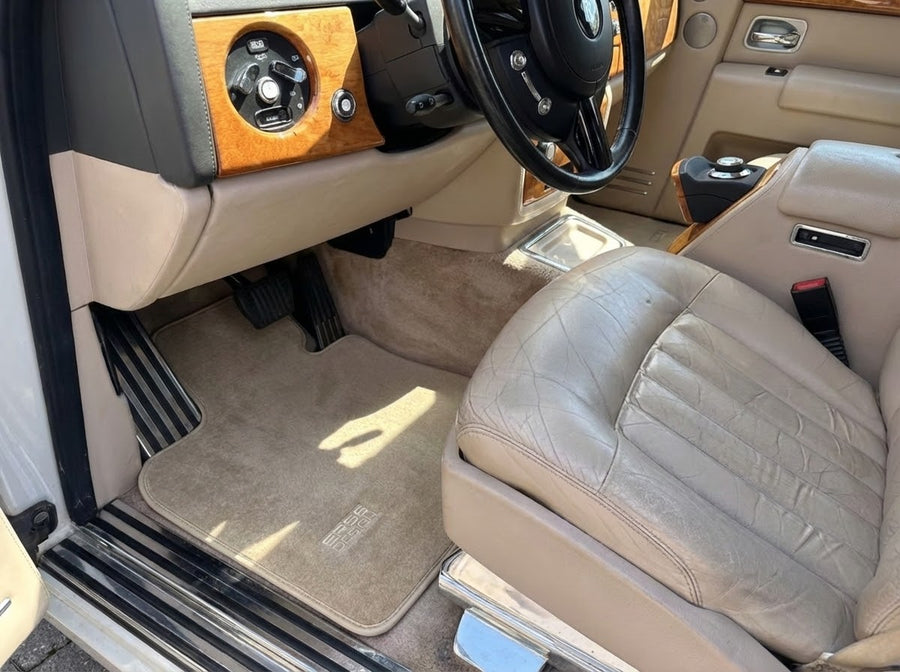Fußmatten für Rolls Royce Phantom 2003–2016 Beige Er56 Design