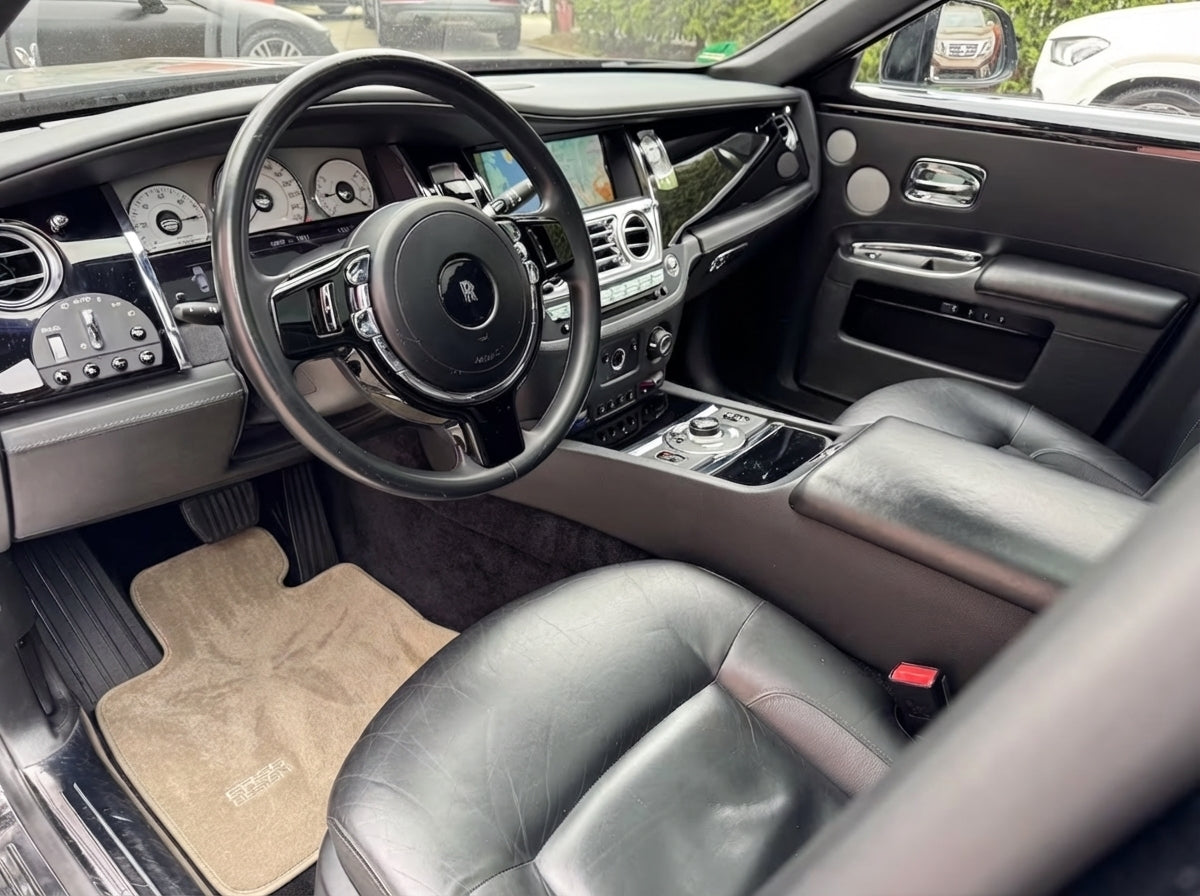 Tapis de voiture pour Rolls Royce Ghost Série I (2010–2020) Beige ER56 Design