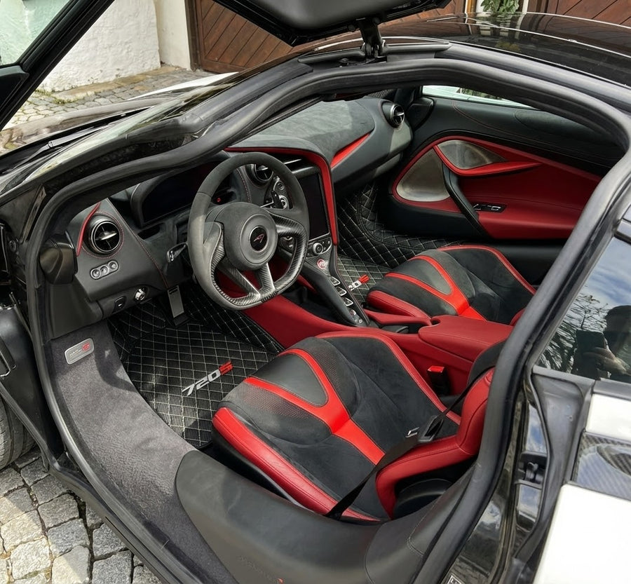 Alfombrillas de cuero de fibra de carbono para McLaren 720S