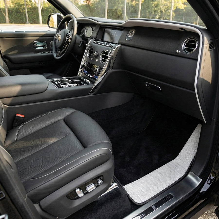 Tapis de voiture noirs pour Rolls Royce Cullinan 2018–2025