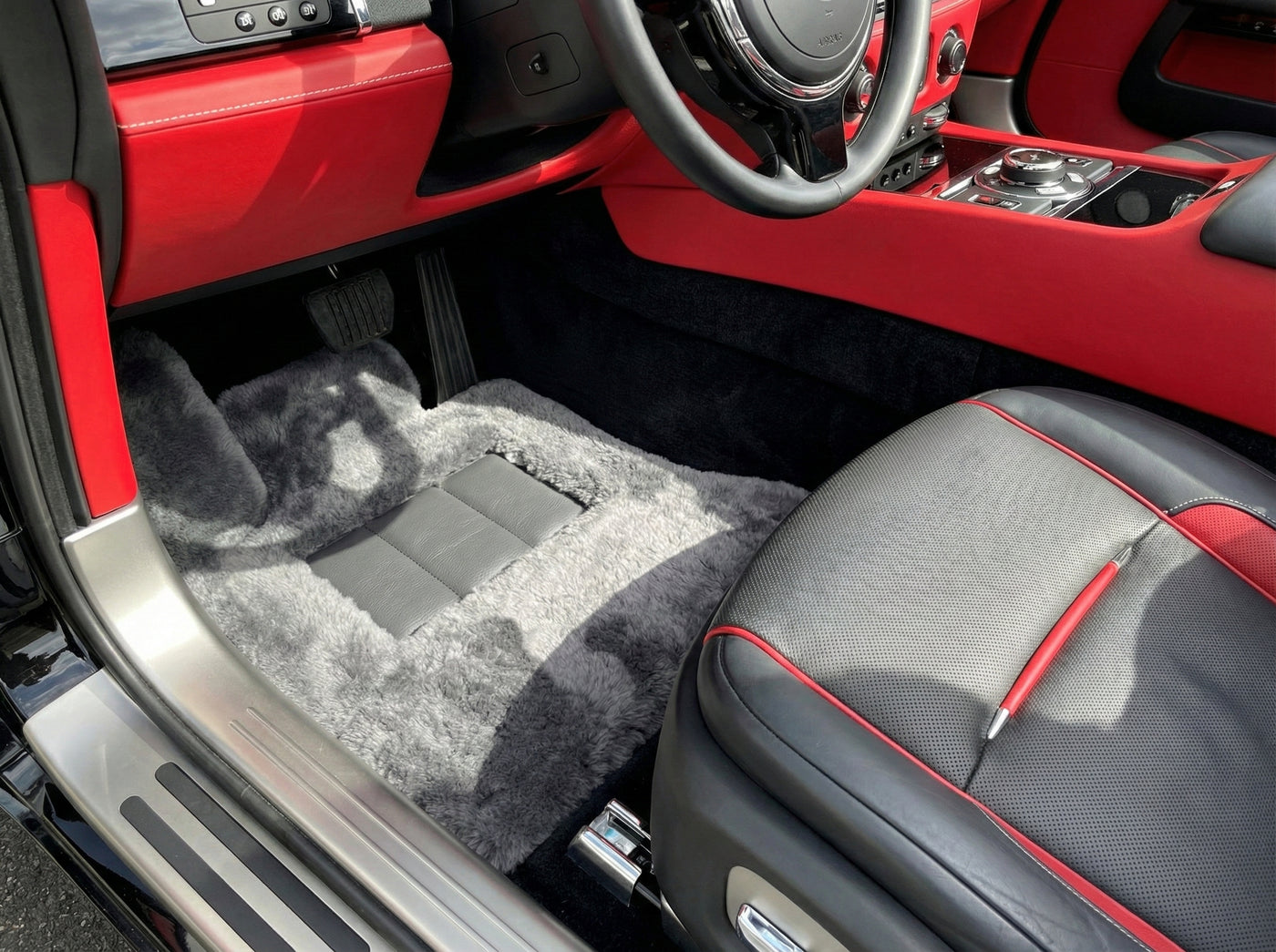 Dark Gray Sheepskin Floor Mats For Rolls Royce Dawn Rr6 2016-2023 Er56 Design Brand