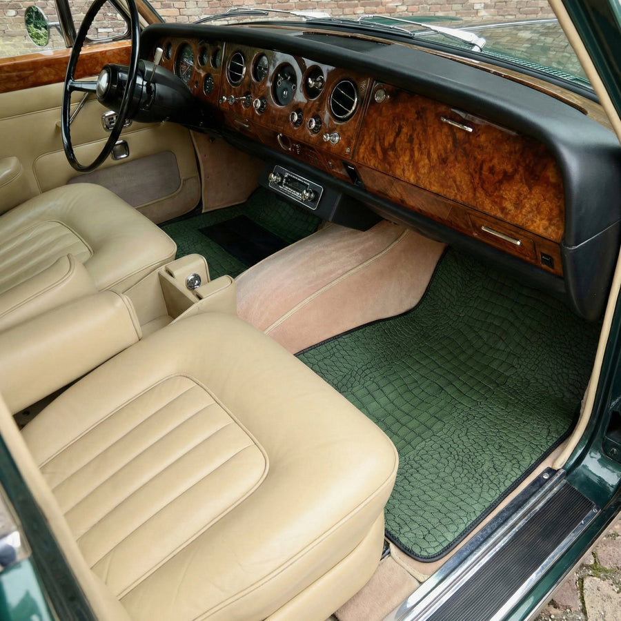 Tappetini in pelle verde per Rolls-Royce Shadow (1965-1977)