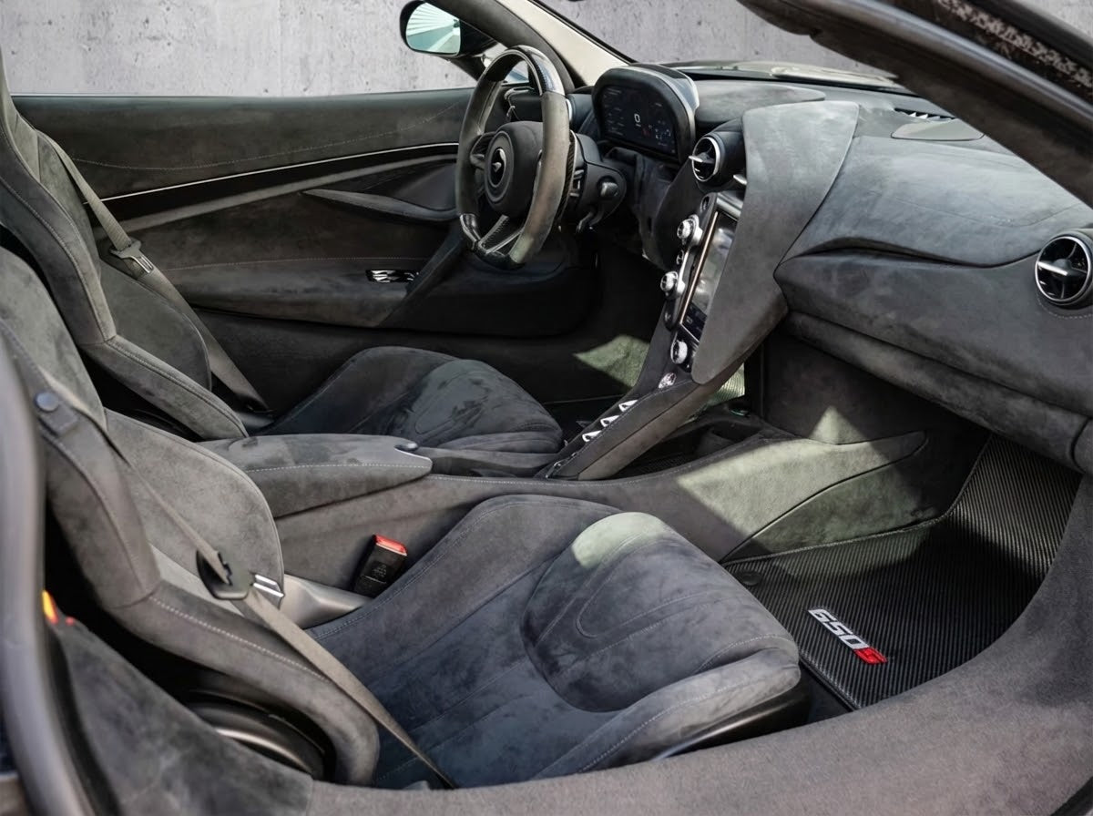Interior look of floor mats for Floor Mats For McLaren 650S Black Tailored Carpets Set AutoWin