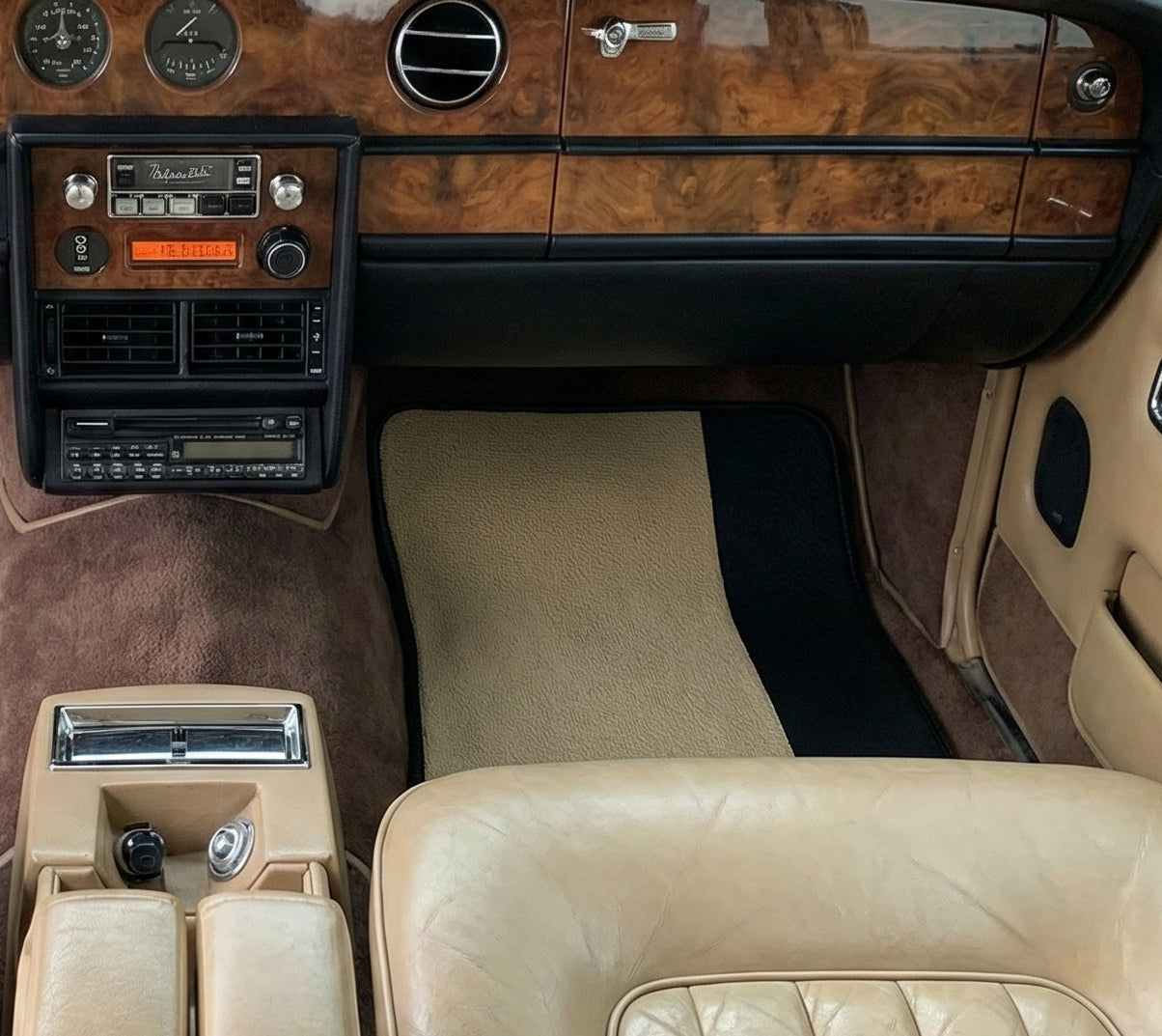Tapis de voiture en peau de mouton blanc pour Rolls Royce Shadow 1965-1977 Design ER56 - ER56 Design