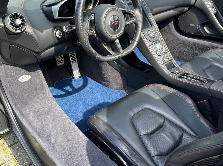 Tappetini per auto per McLaren MP4-12C (2011–2014) moquette blu scuro su misura Set AutoWin