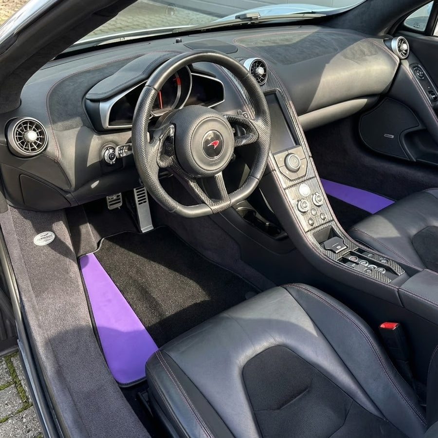 Lila Leder Schwarze Autofußmatten für McLaren 570S (2015-2021) | Schwarze Einfassung
