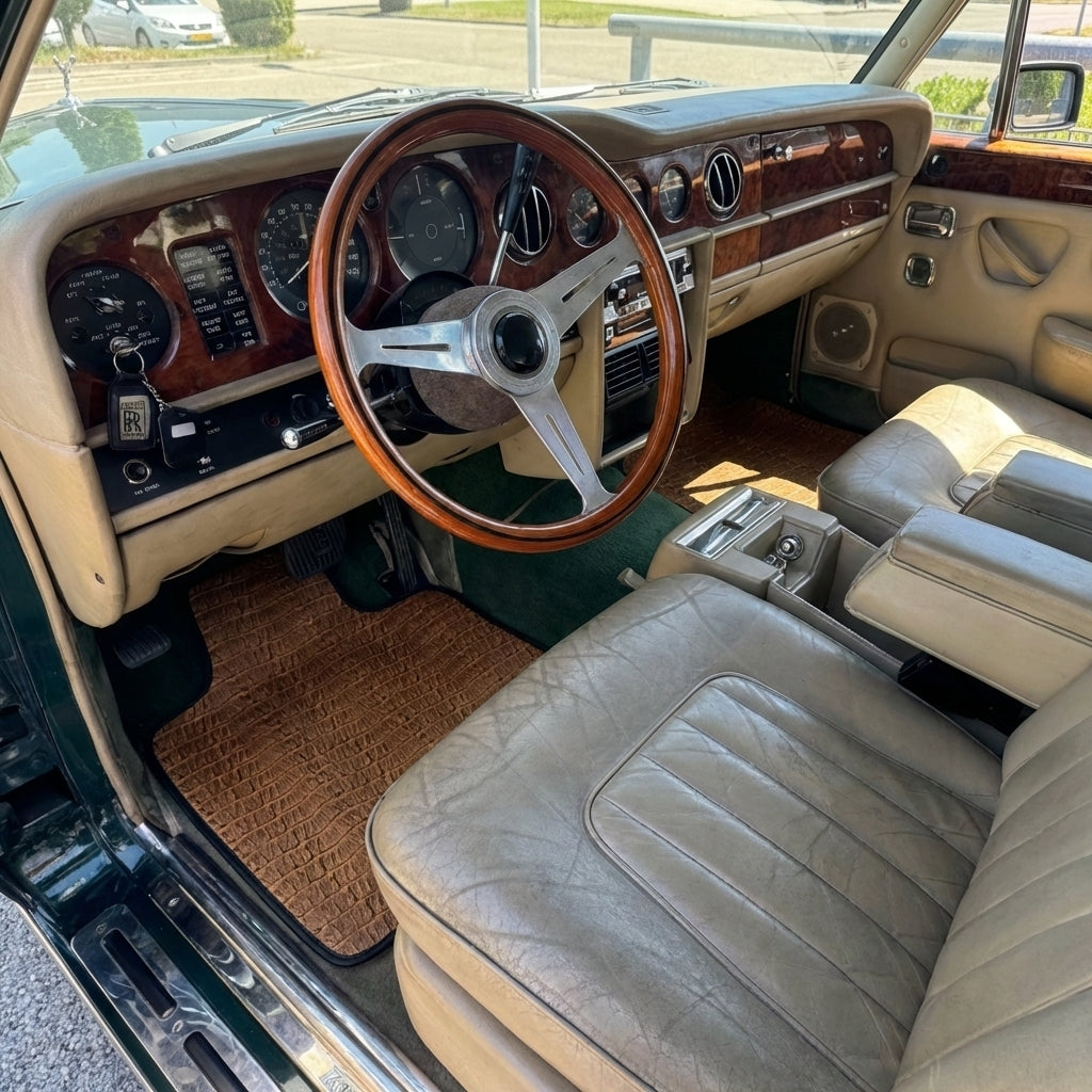 Alfombrillas de piel de oveja roja para Rolls Royce Wraith 2013–2023 Diseño Er56 - AutoWin.EU