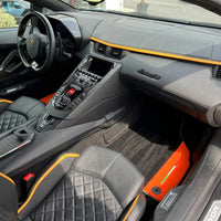 Tappetini personalizzabili neri per auto Lamborghini Aventador in pelle Nappa arancione (Arancia Mira)