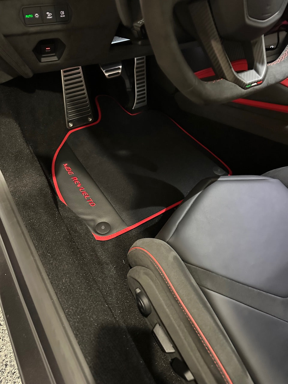 Lamborghini Revuelto Floor Mats