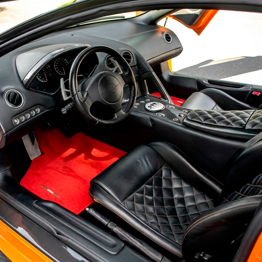 Tapis de voiture rouges personnalisables pour Lamborghini
