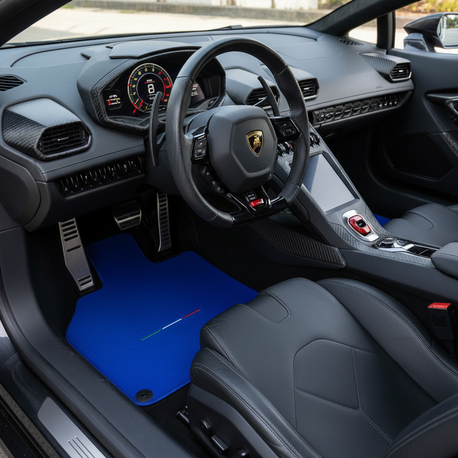 Maßgefertigte blaue Fußmatten für Lamborghini Huracan EVO 2019-2024