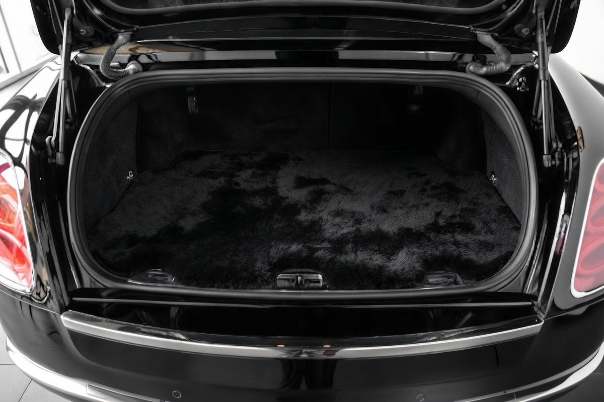 Tapis de sol en peau de mouton gris pour Bentley