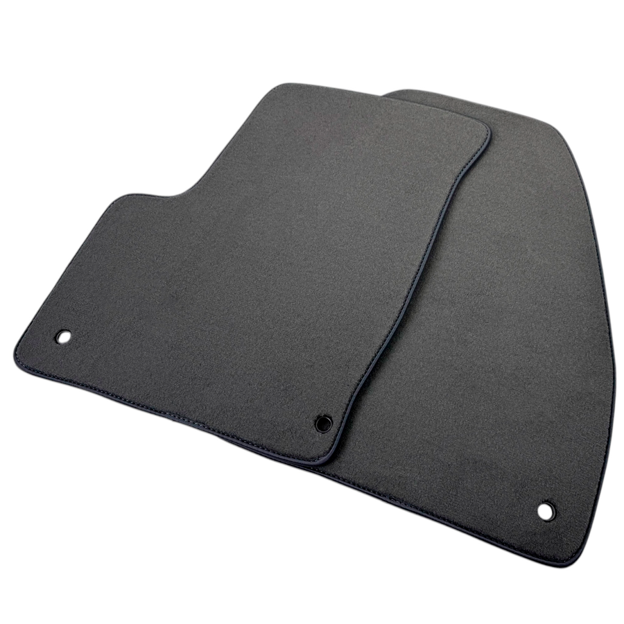 Gray Floor Mats for Jeep Cherokee KJ (2002-2007) | AutoWin