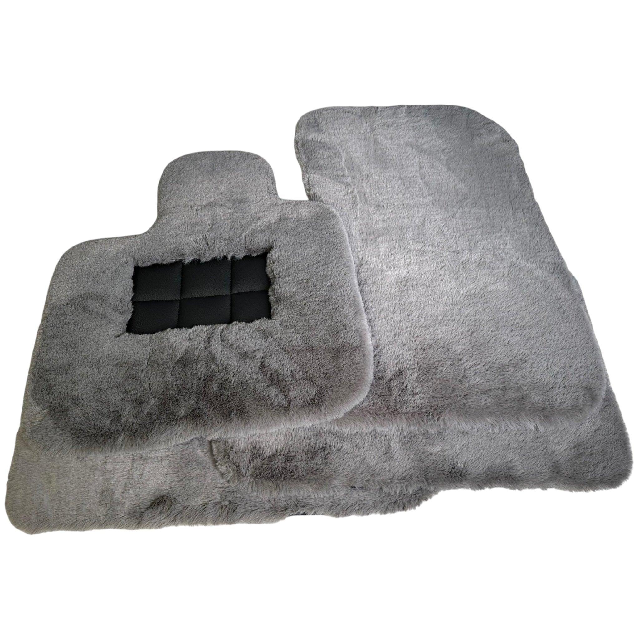 Various Colors of Sheepskin Floor Mats Tailored for the Aston Martin DB11 (2016–2023) - AutoWin