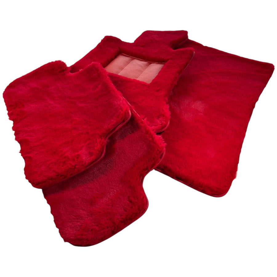 Various Colors of Sheepskin Floor Mats Tailored for the Alfa Romeo Giulia (1962-1978) - AutoWin