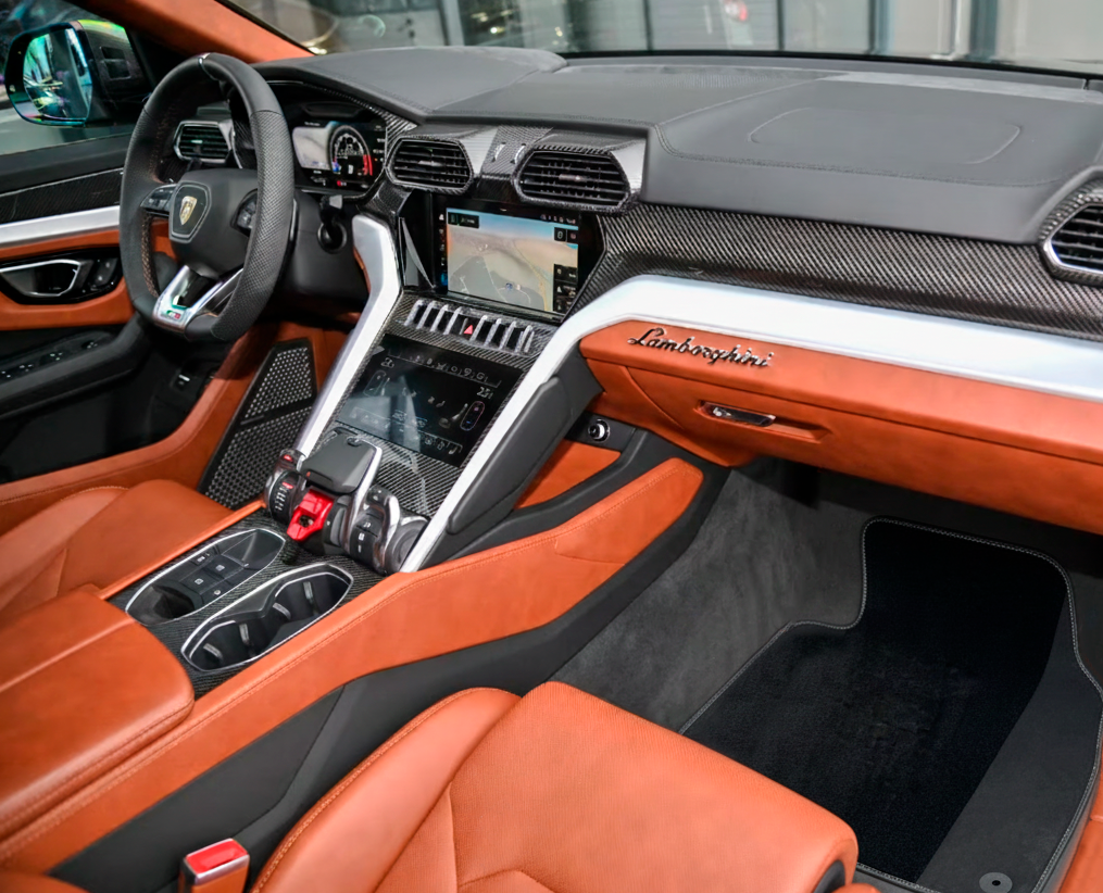 Tappetini personalizzabili neri per Lamborghini Urus in pelle Alcantara