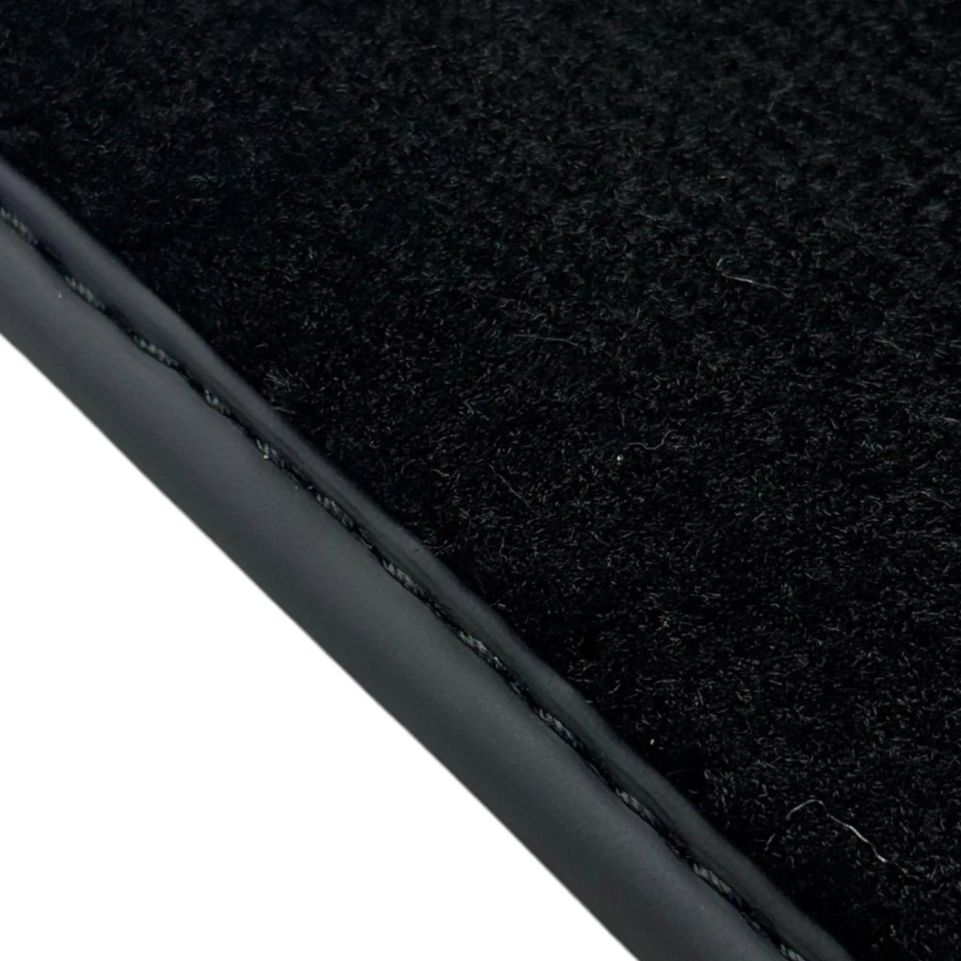 Black Floor Mats for Chevrolet Corvette C3 (1968-1982) | Black Trim - AutoWin