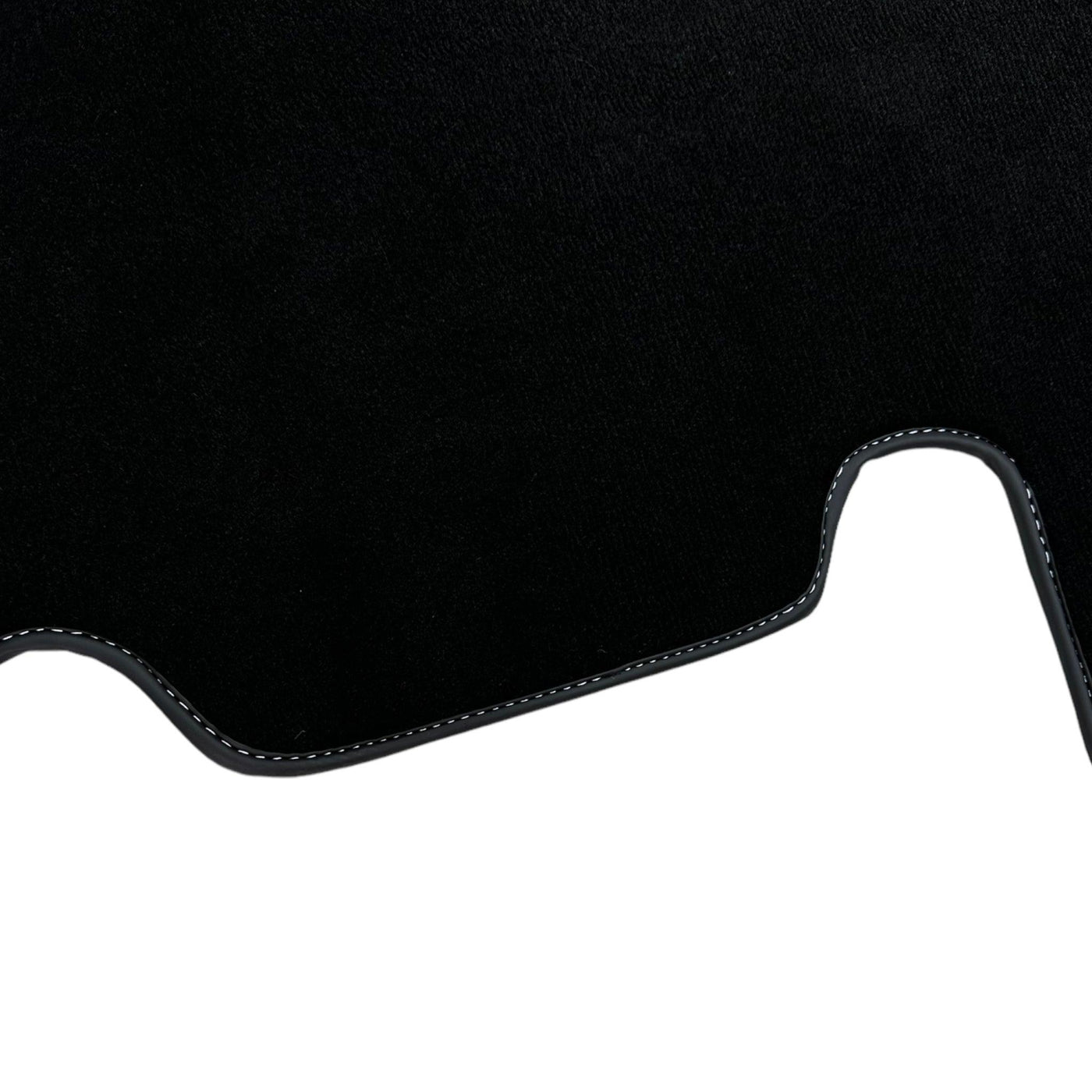 Black Floor Mats For Honda CR-V (2002-2006) - AutoWin