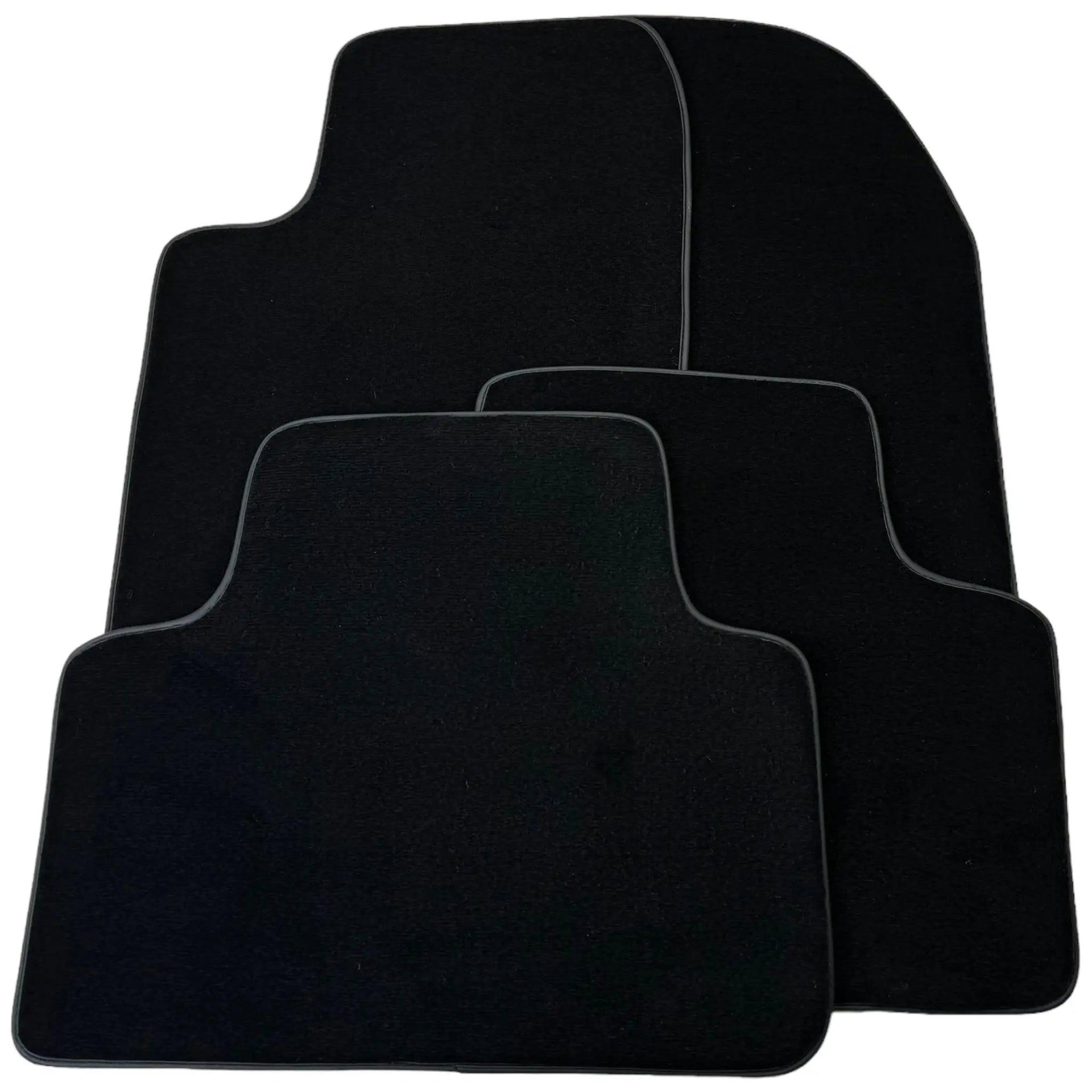 Black Floor Mats for Jeep Cherokee KJ (2002-2007) - AutoWin